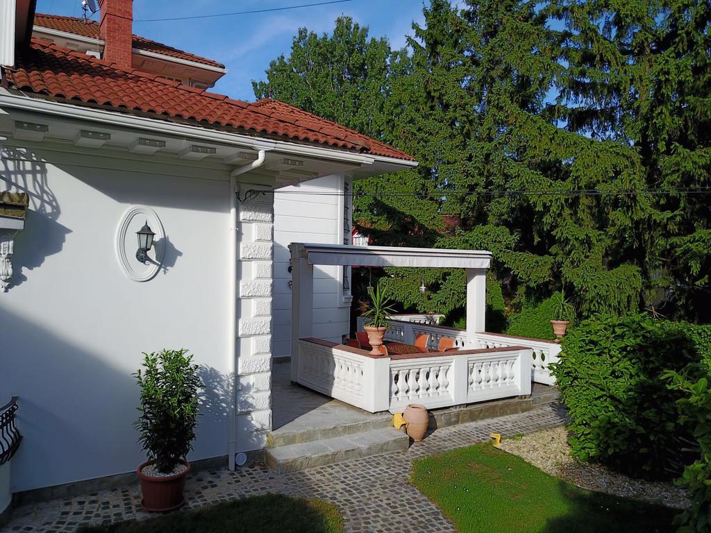 Green Area Apartment Boedapest Buitenkant foto